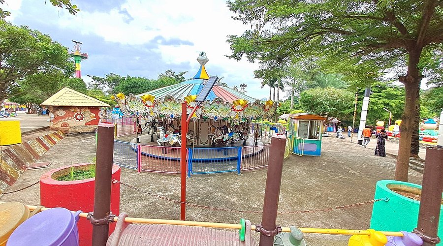 magicland-s-carousel